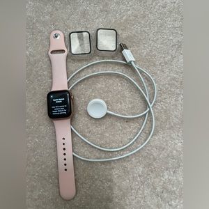 Apple Watch Series 5 With GPS Light Pink
